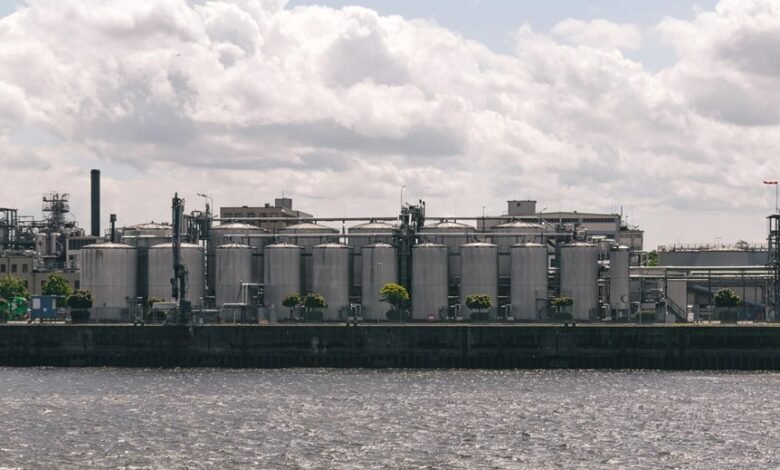 discover energy sector stocks